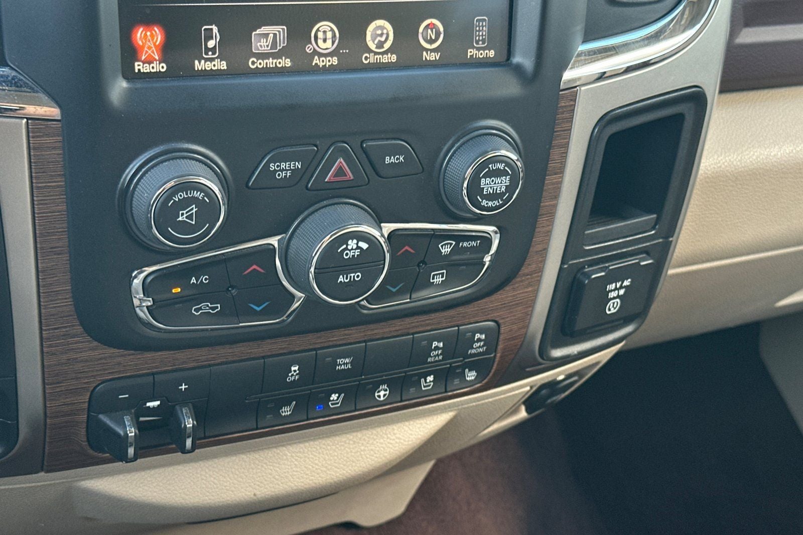 2017 RAM 1500 Laramie