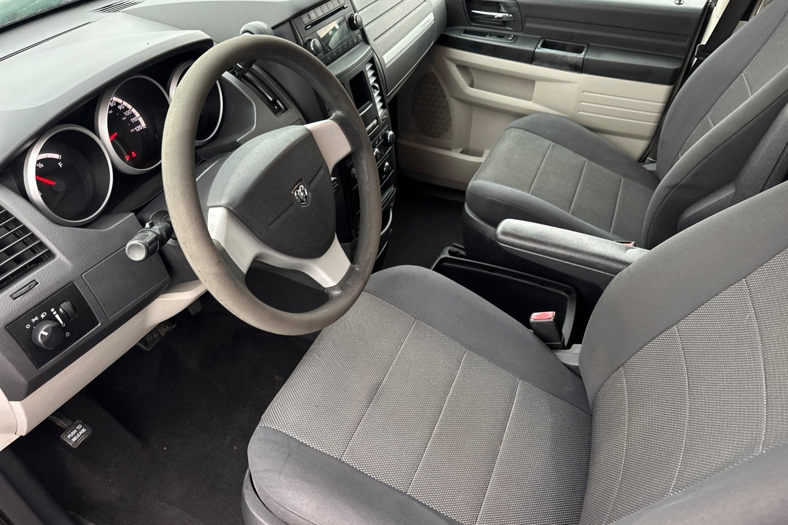 2009 Dodge Grand Caravan SE