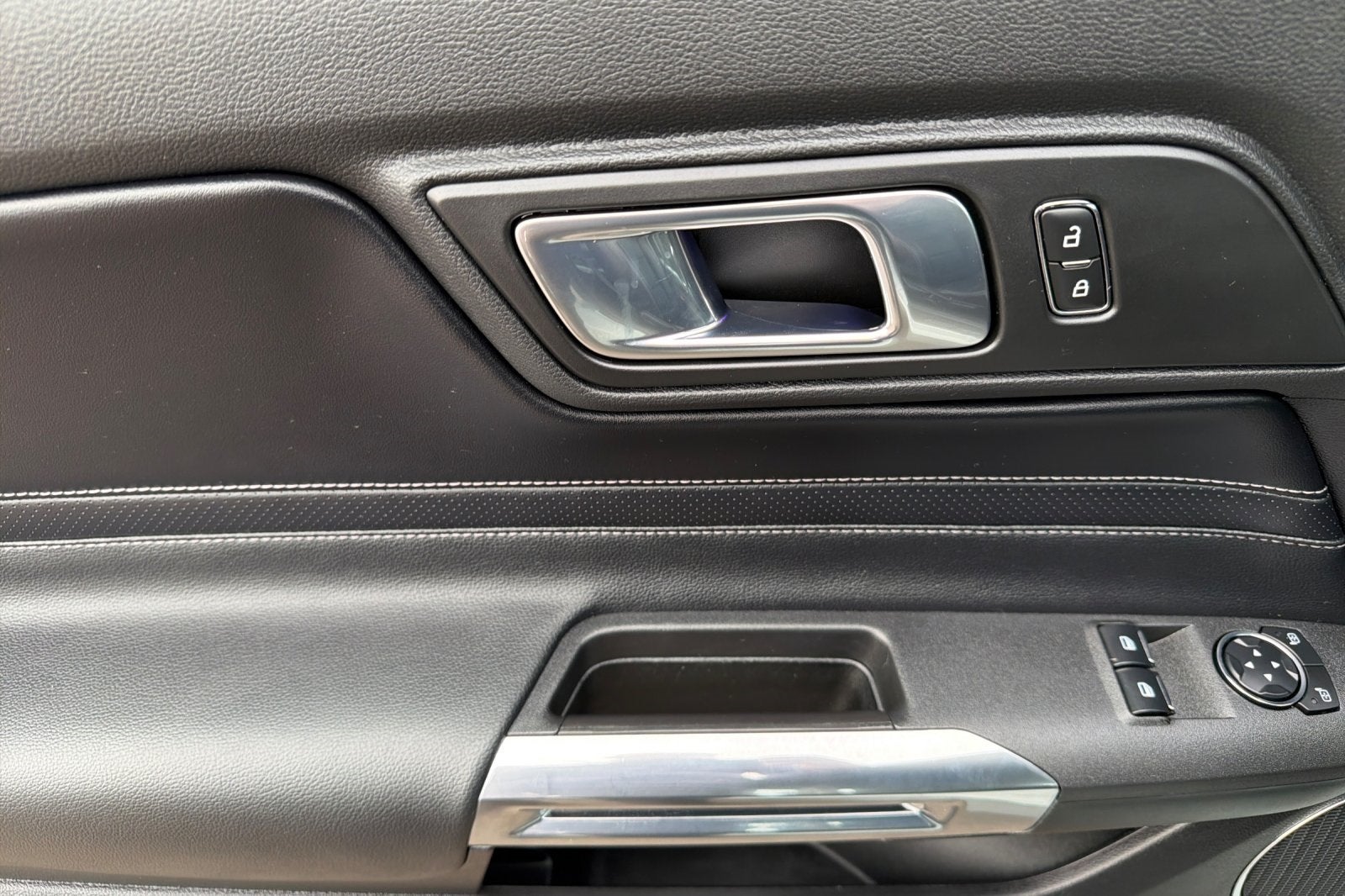 2023 Ford Mustang Mach 1