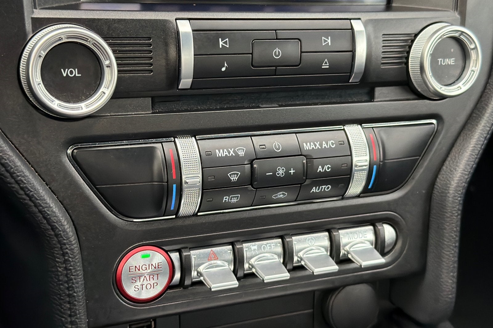 2023 Ford Mustang Mach 1