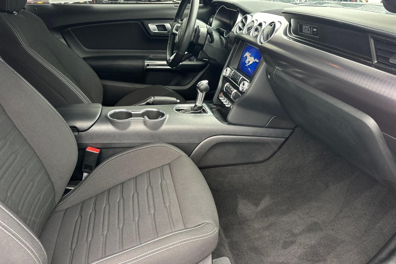 2022 Ford Mustang Mach 1