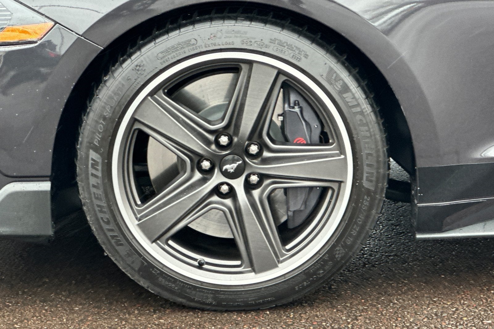 2022 Ford Mustang Mach 1