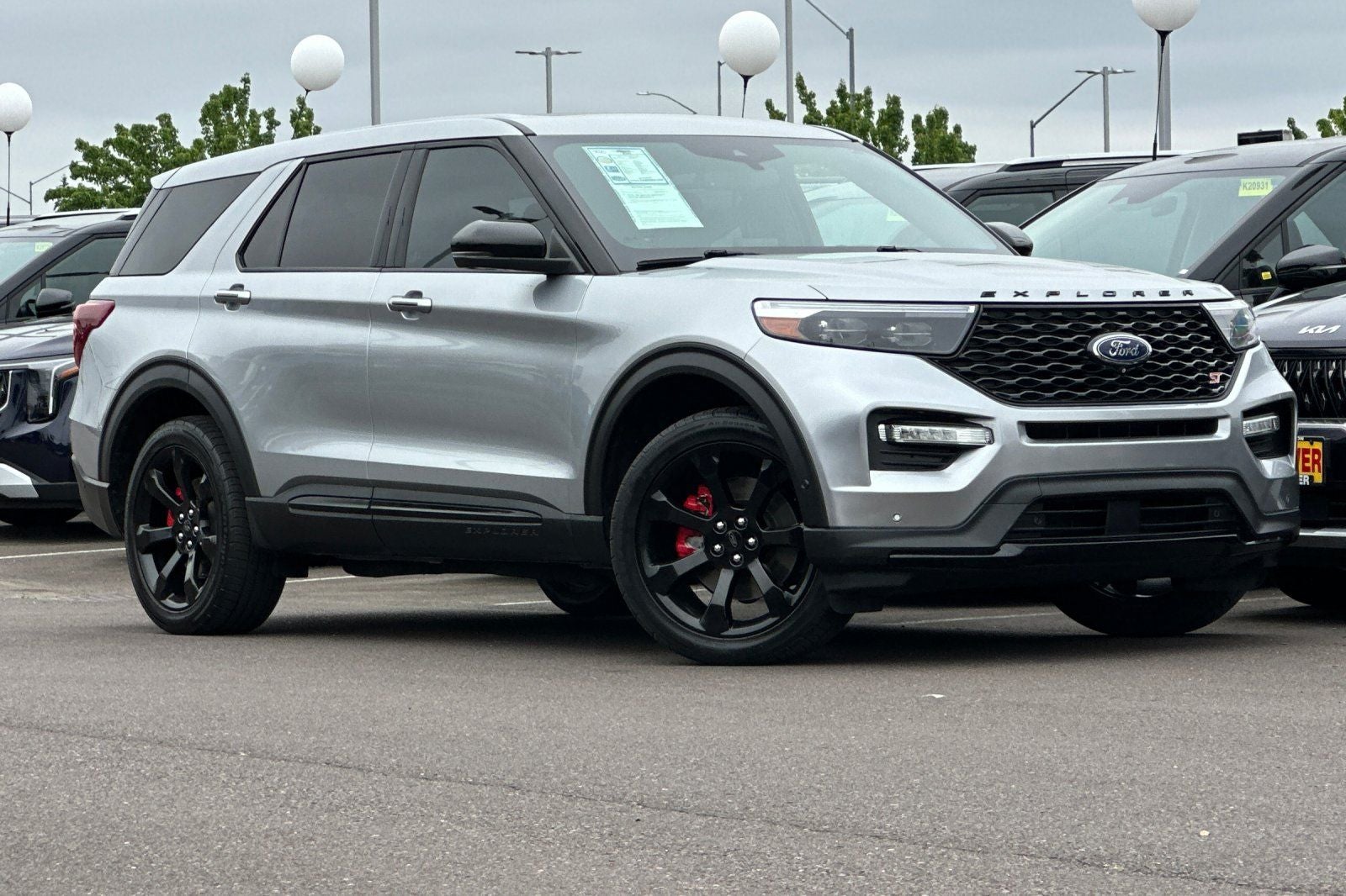 2021 Ford Explorer ST