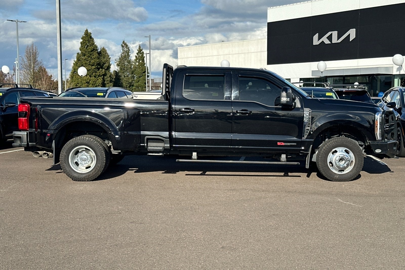2024 Ford F-350SD Lariat