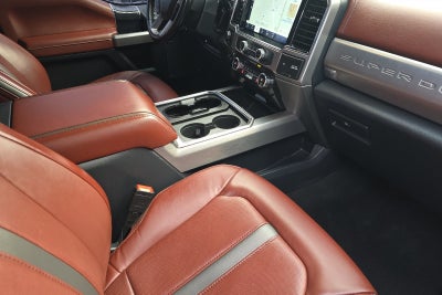 2022 Ford F-350SD Platinum