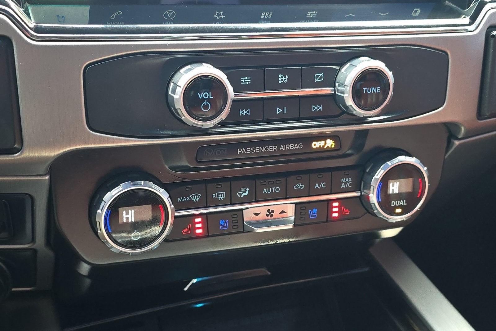 2022 Ford F-350SD Platinum