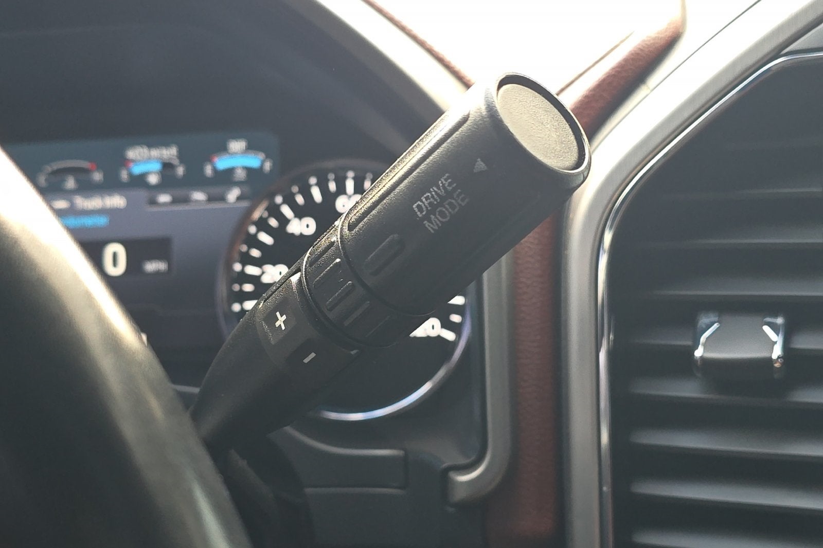 2022 Ford F-350SD Platinum