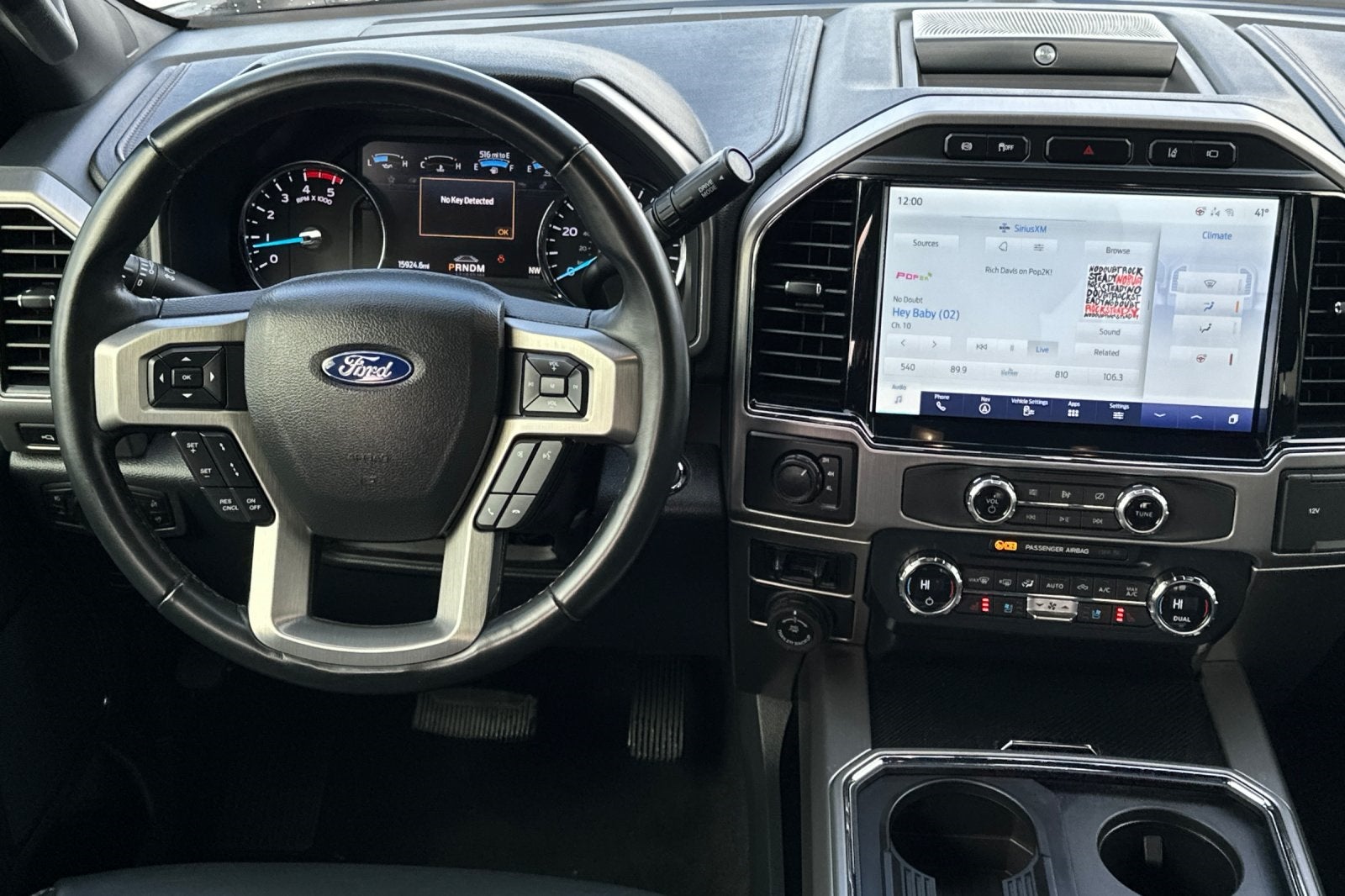 2022 Ford F-350SD Platinum