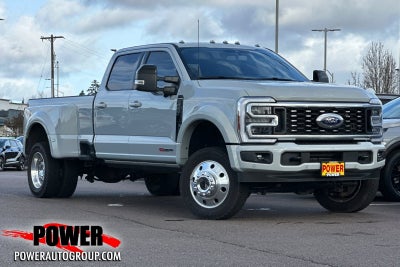 2025 Ford F-450SD Platinum