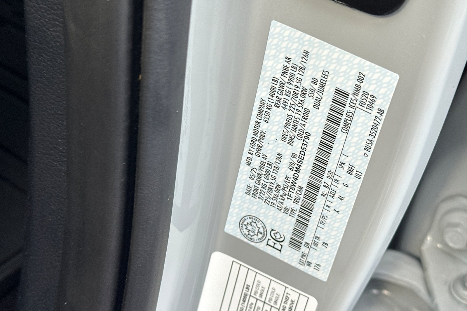 2025 Ford F-450SD Platinum