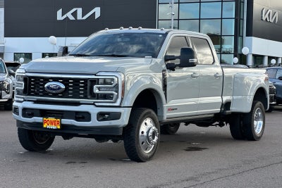 2025 Ford F-450SD Platinum