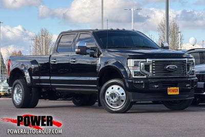 2022 Ford F-450SD Platinum