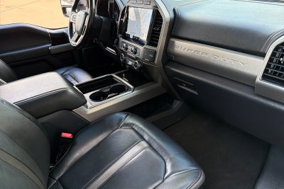 2022 Ford F-450SD Platinum