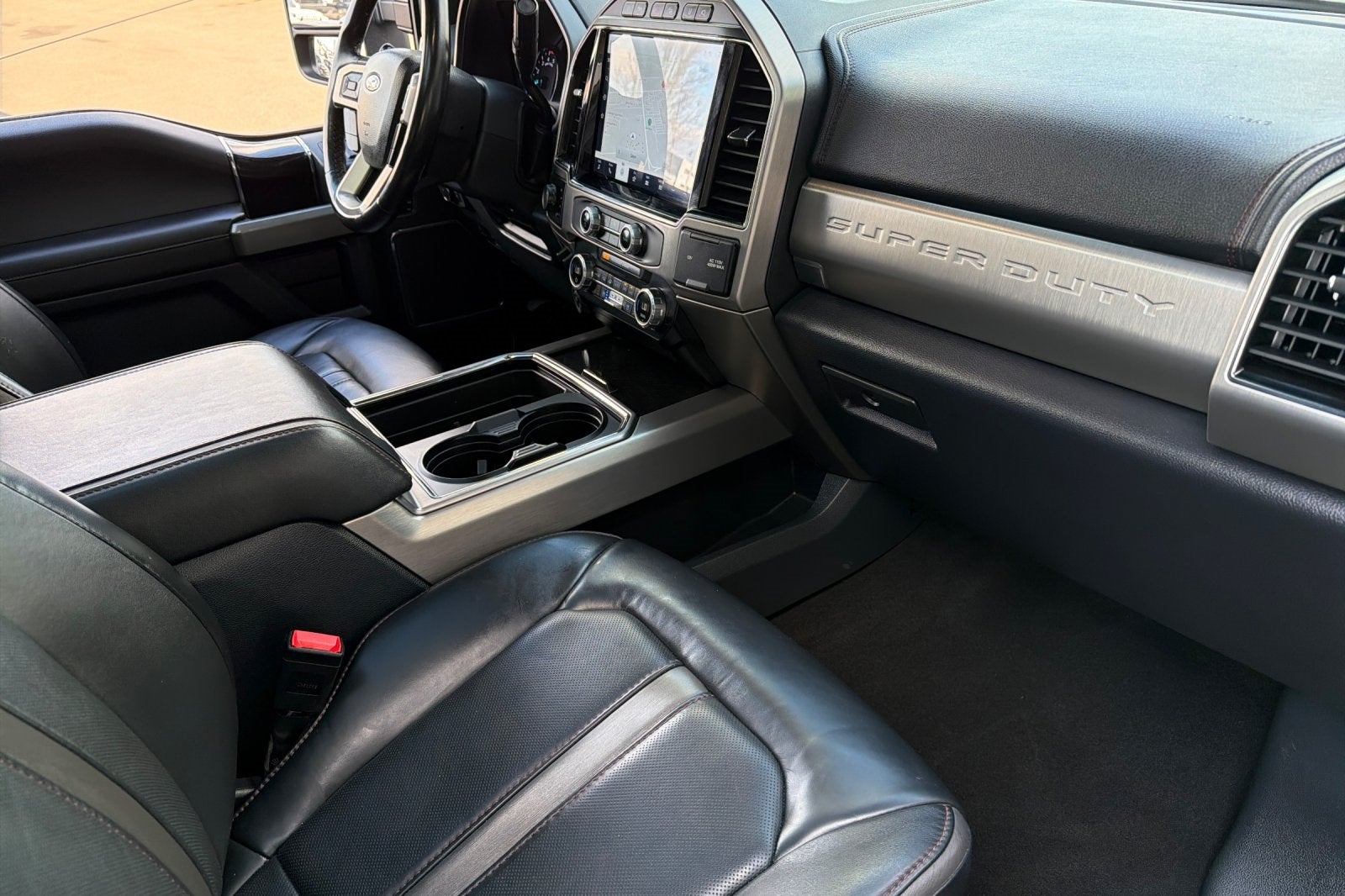 2022 Ford F-450SD Platinum