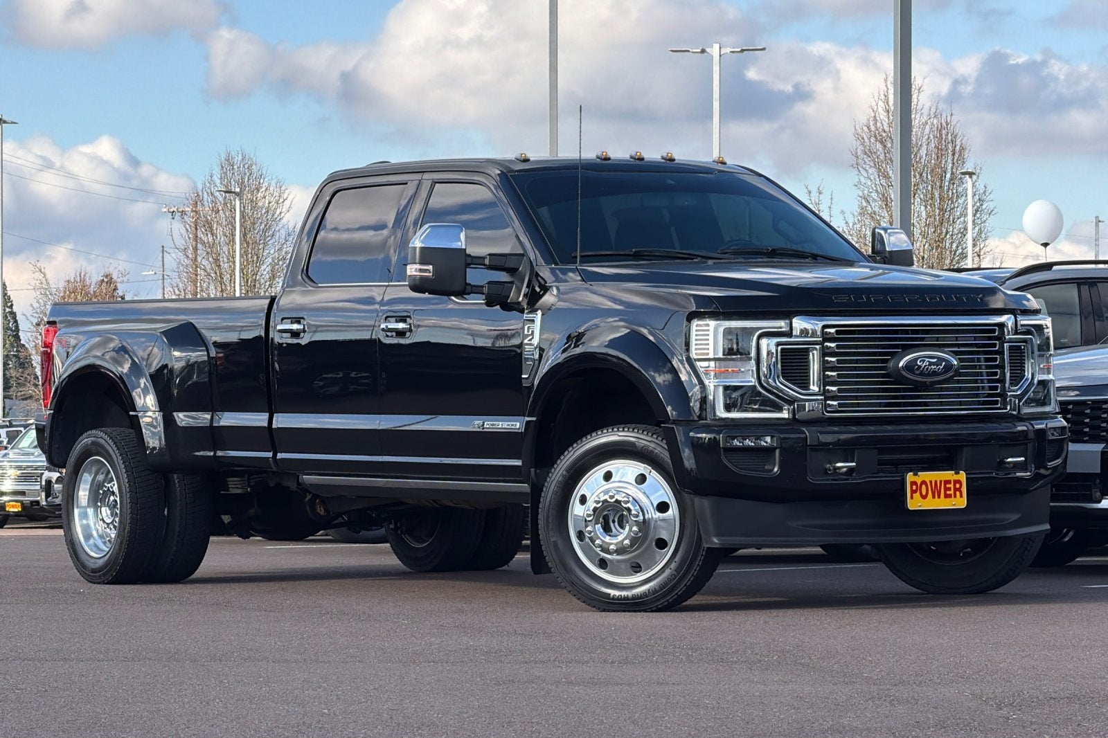 2022 Ford F-450SD Platinum