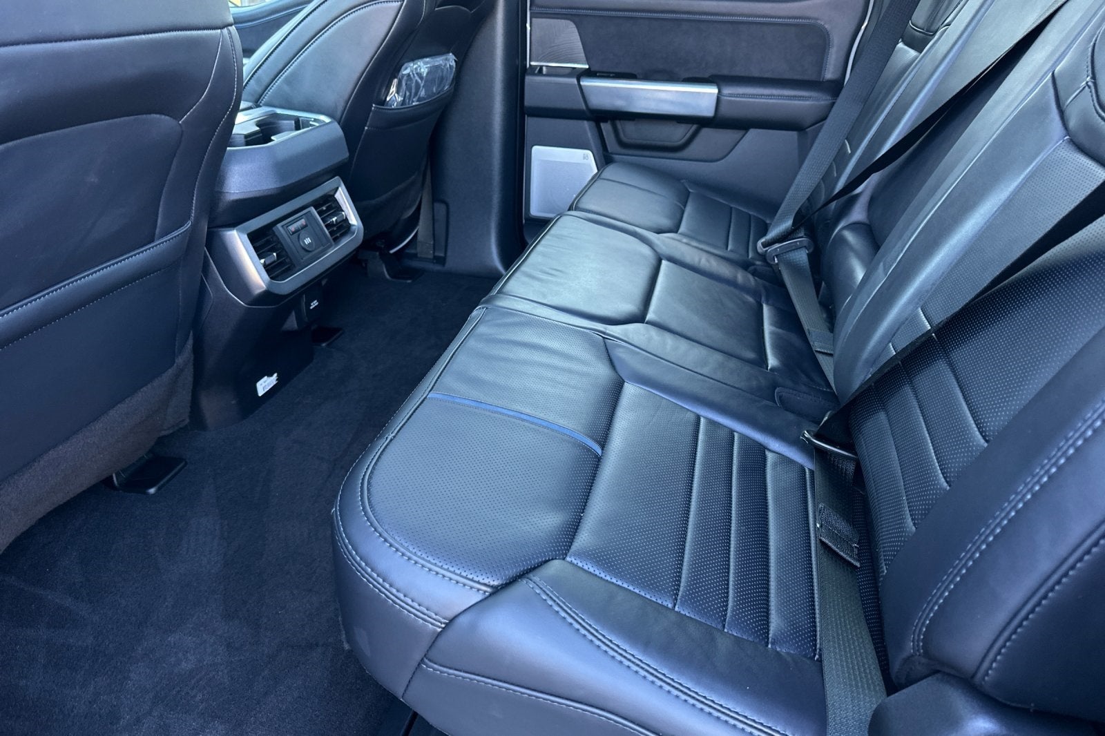 2025 Ford F-450SD Platinum