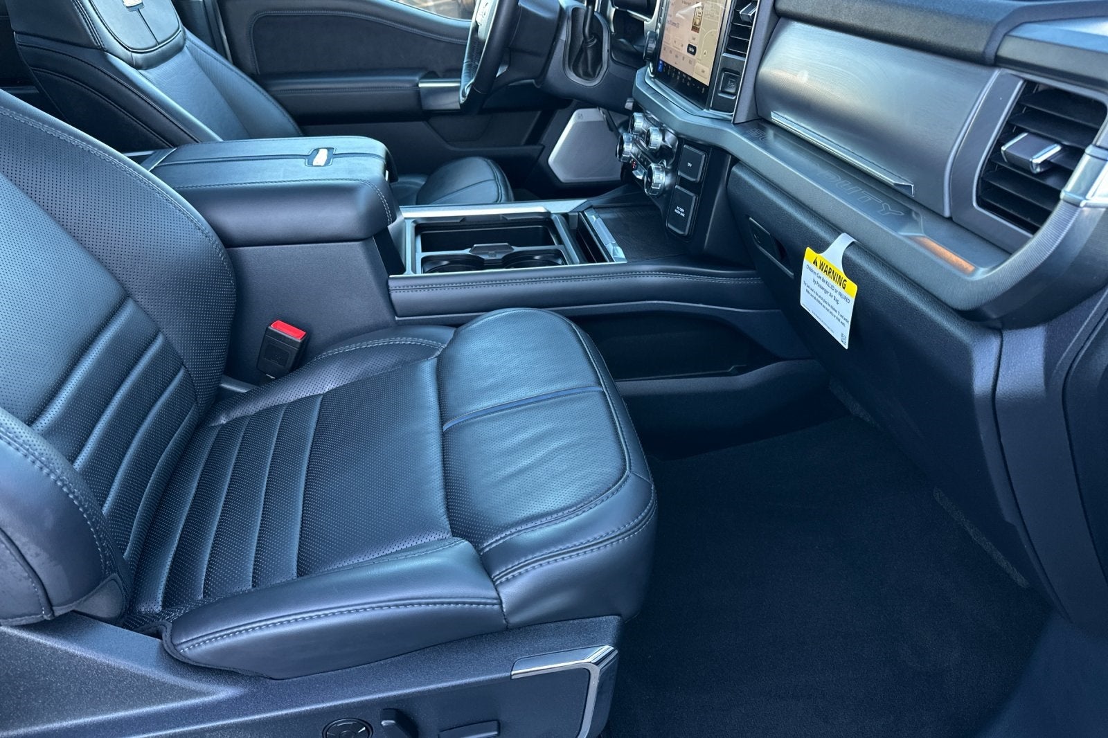 2025 Ford F-450SD Platinum