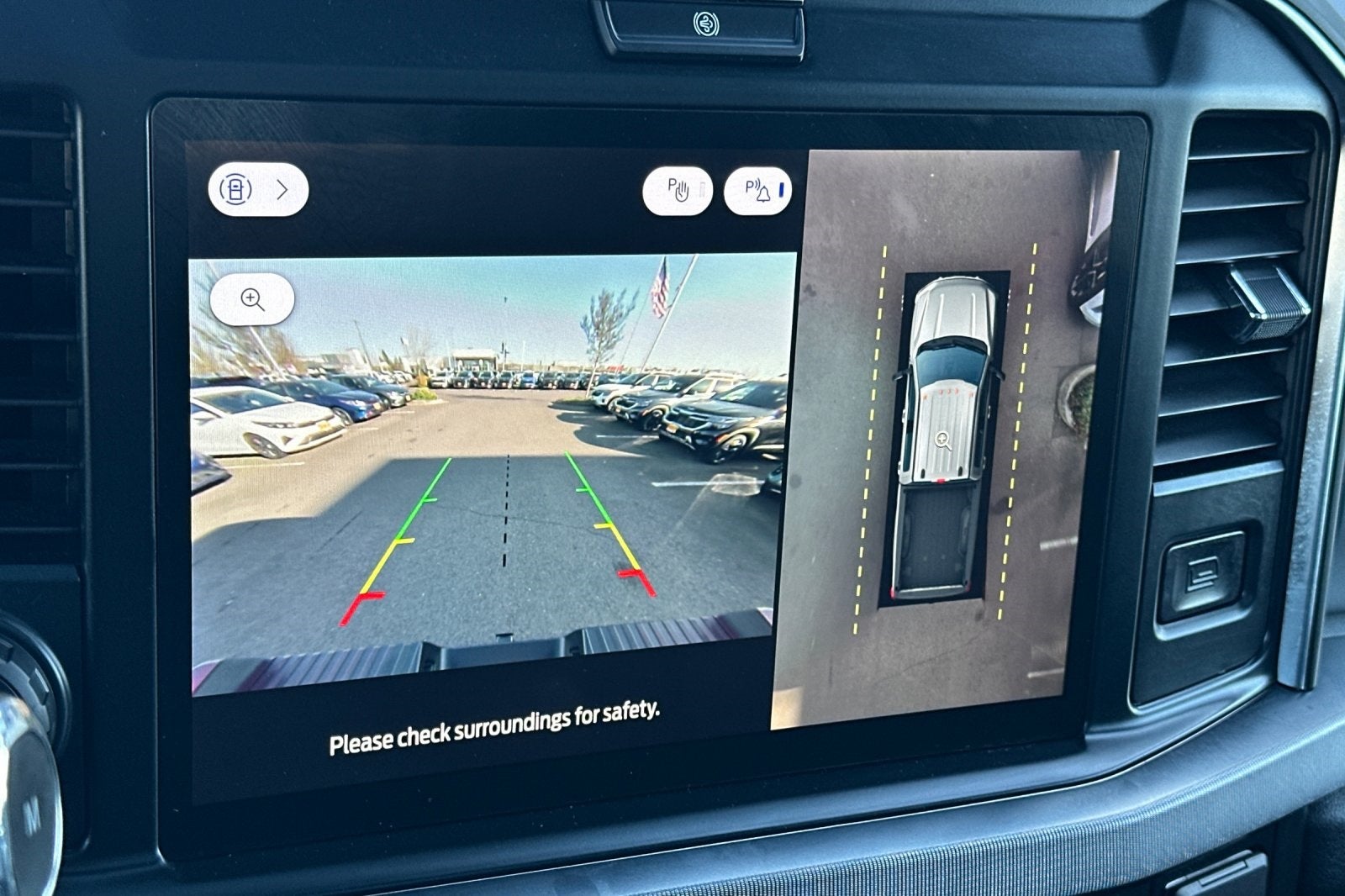 2025 Ford F-450SD Platinum