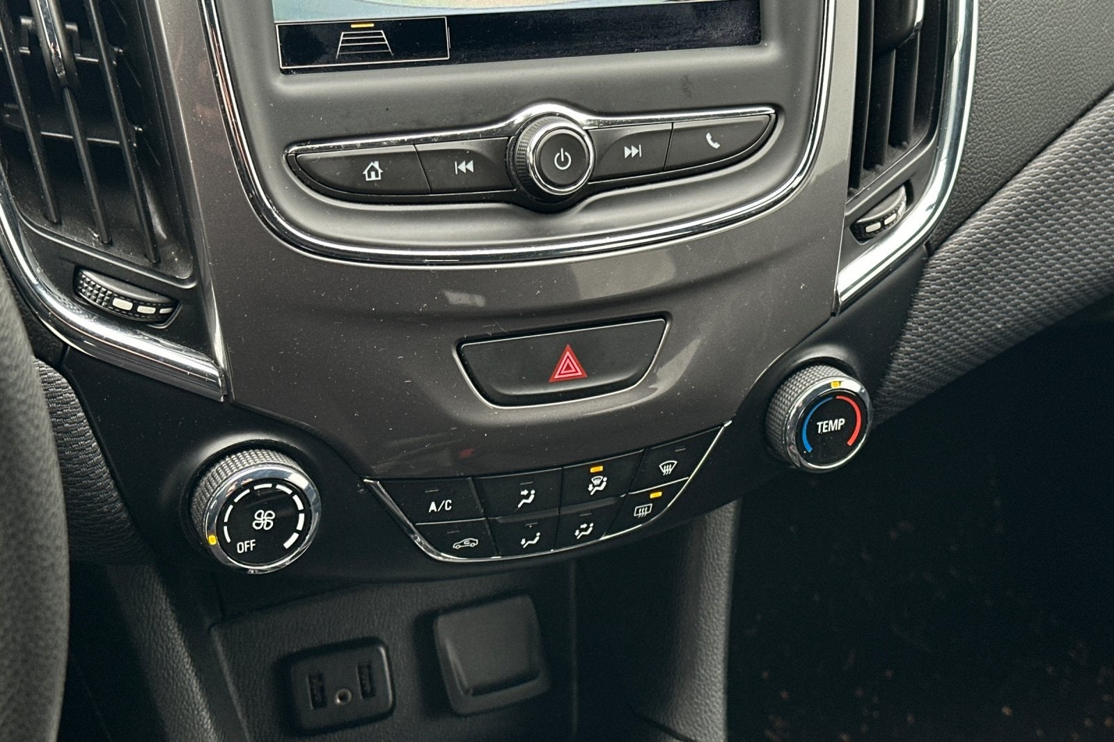 2019 Chevrolet Cruze LS