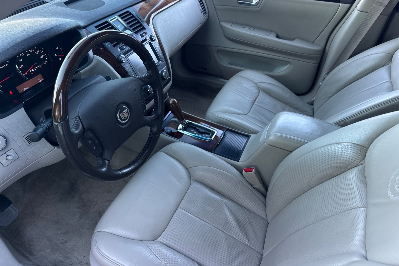 2010 Cadillac DTS Base