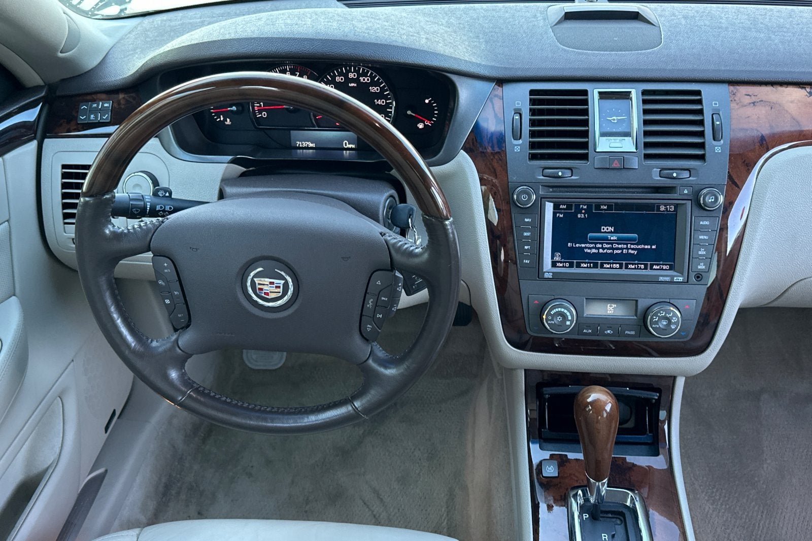 2010 Cadillac DTS Base