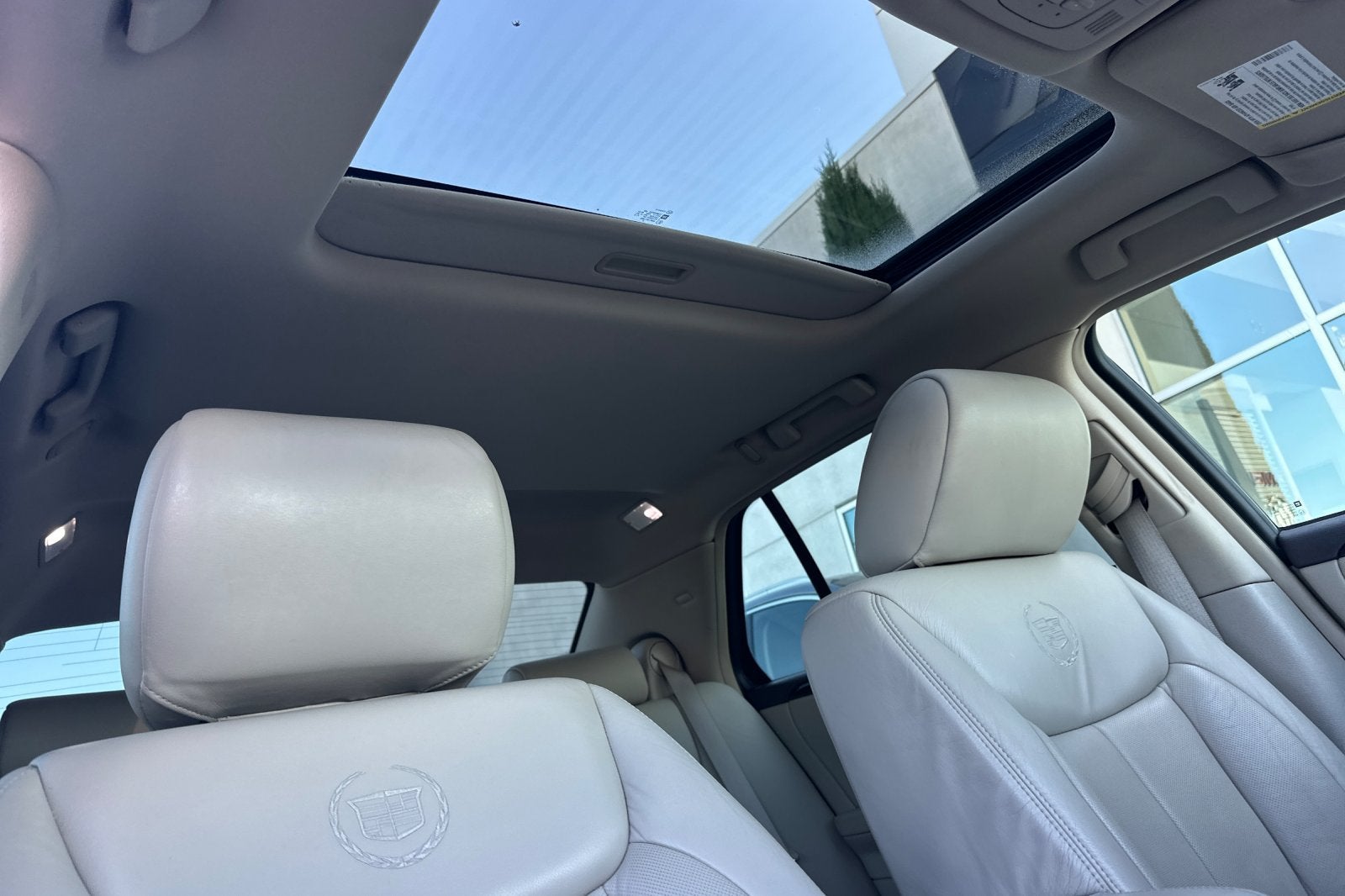 2010 Cadillac DTS Base