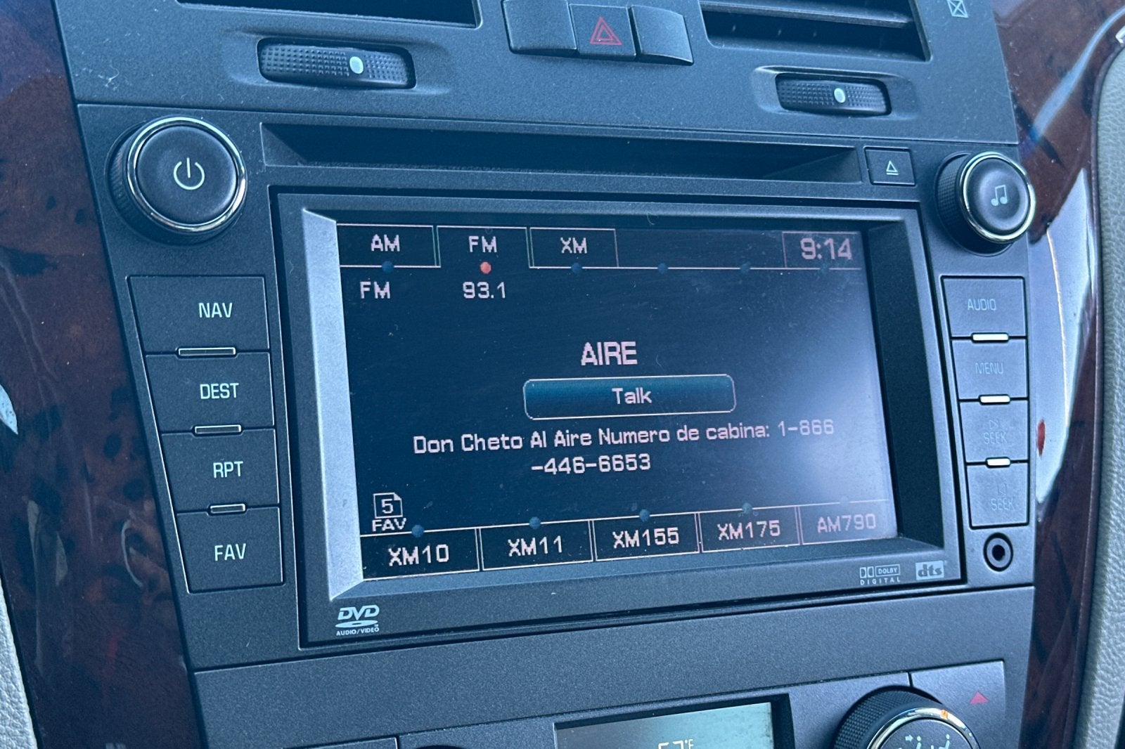 2010 Cadillac DTS Base