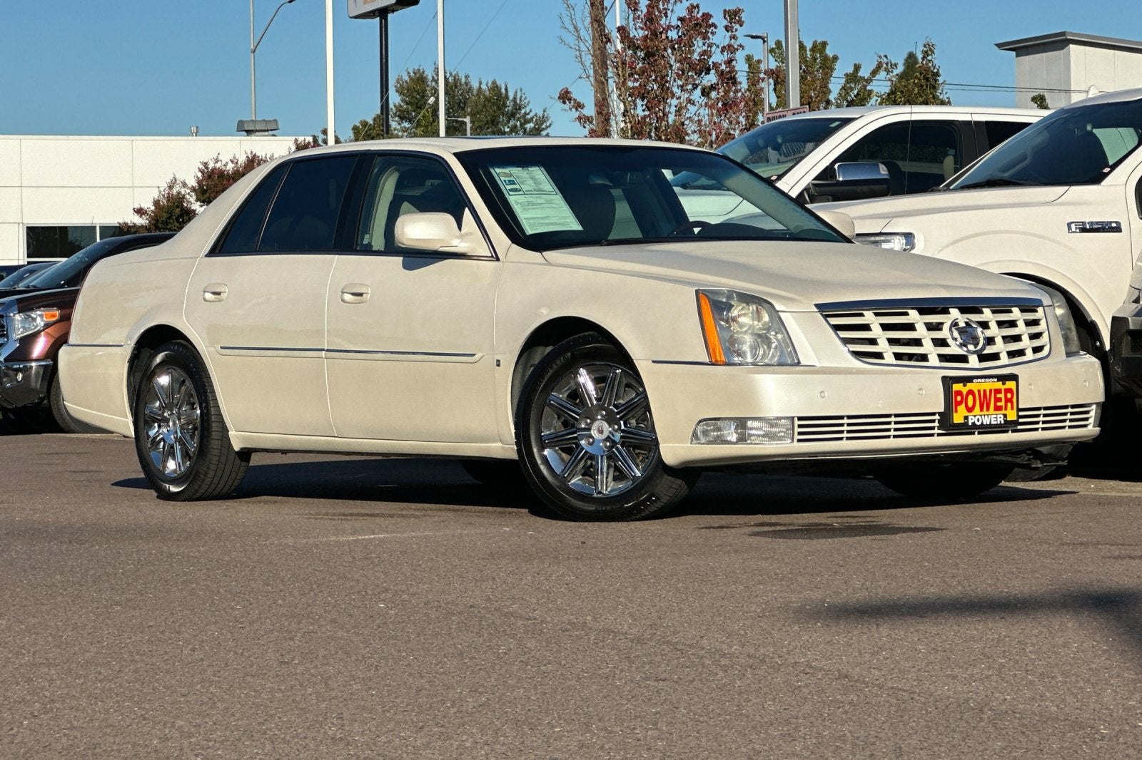 2010 Cadillac DTS Base