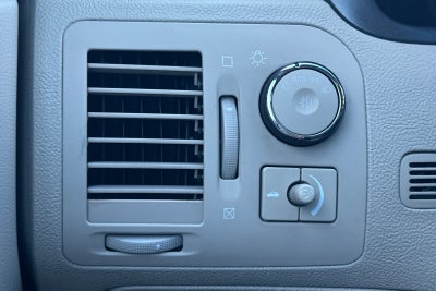 2010 Cadillac DTS Base