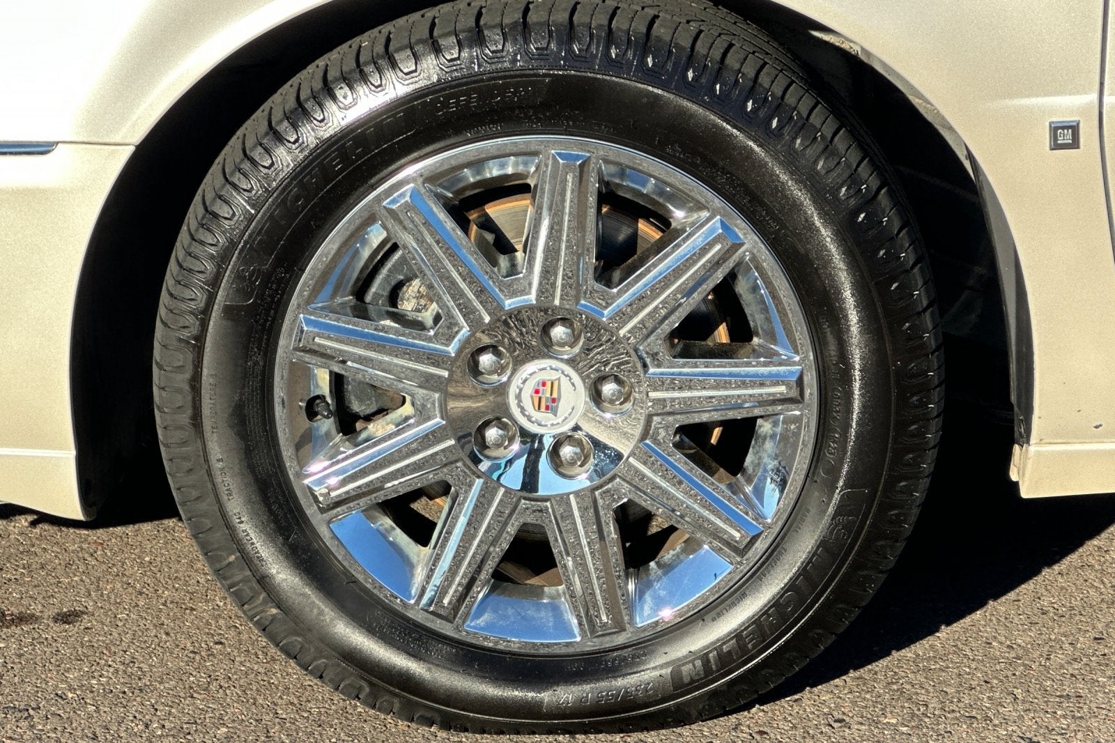 2010 Cadillac DTS Base