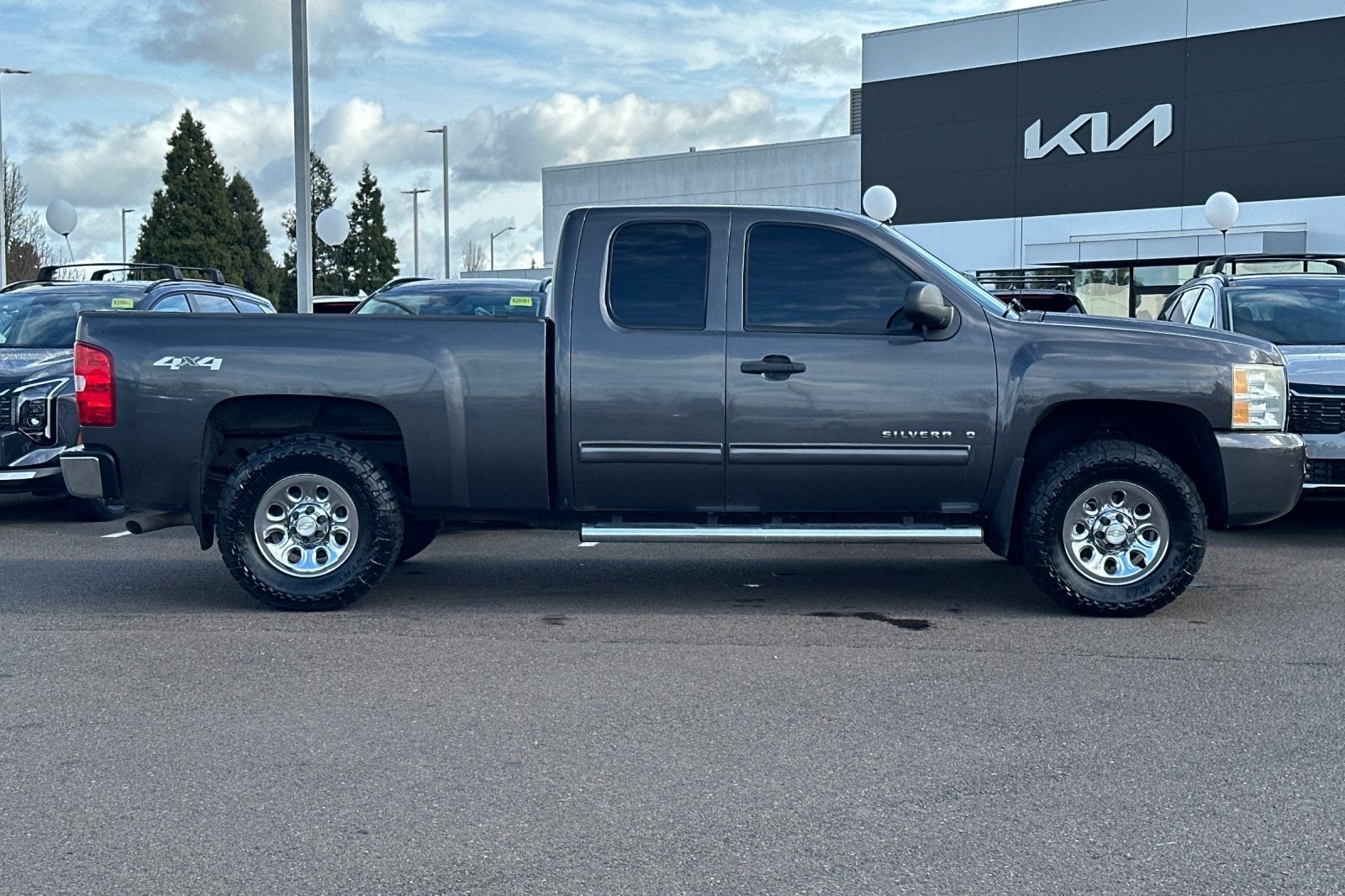2011 Chevrolet Silverado 1500 Base