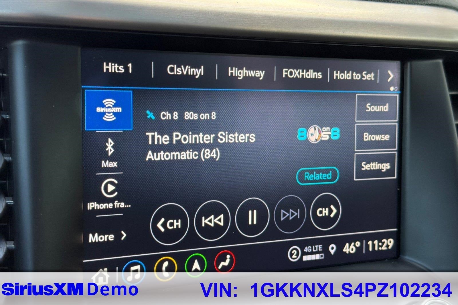 2023 GMC Acadia Denali