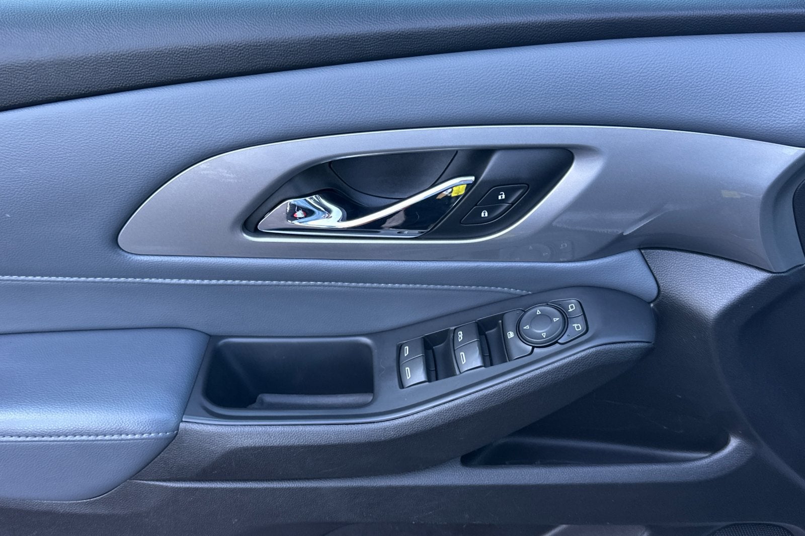 2018 Chevrolet Traverse LT Cloth w/1LT