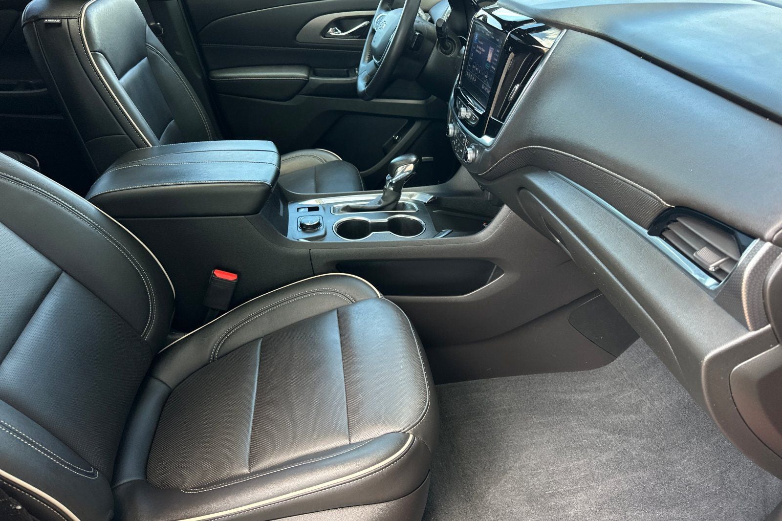 2022 Chevrolet Traverse Premier