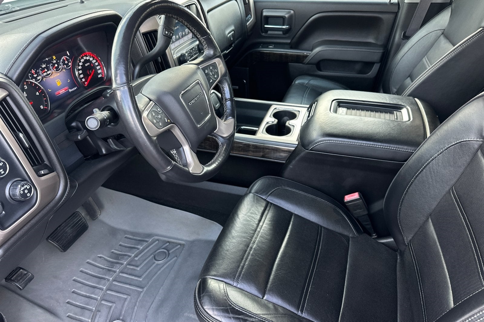 2016 GMC Sierra 2500HD Denali