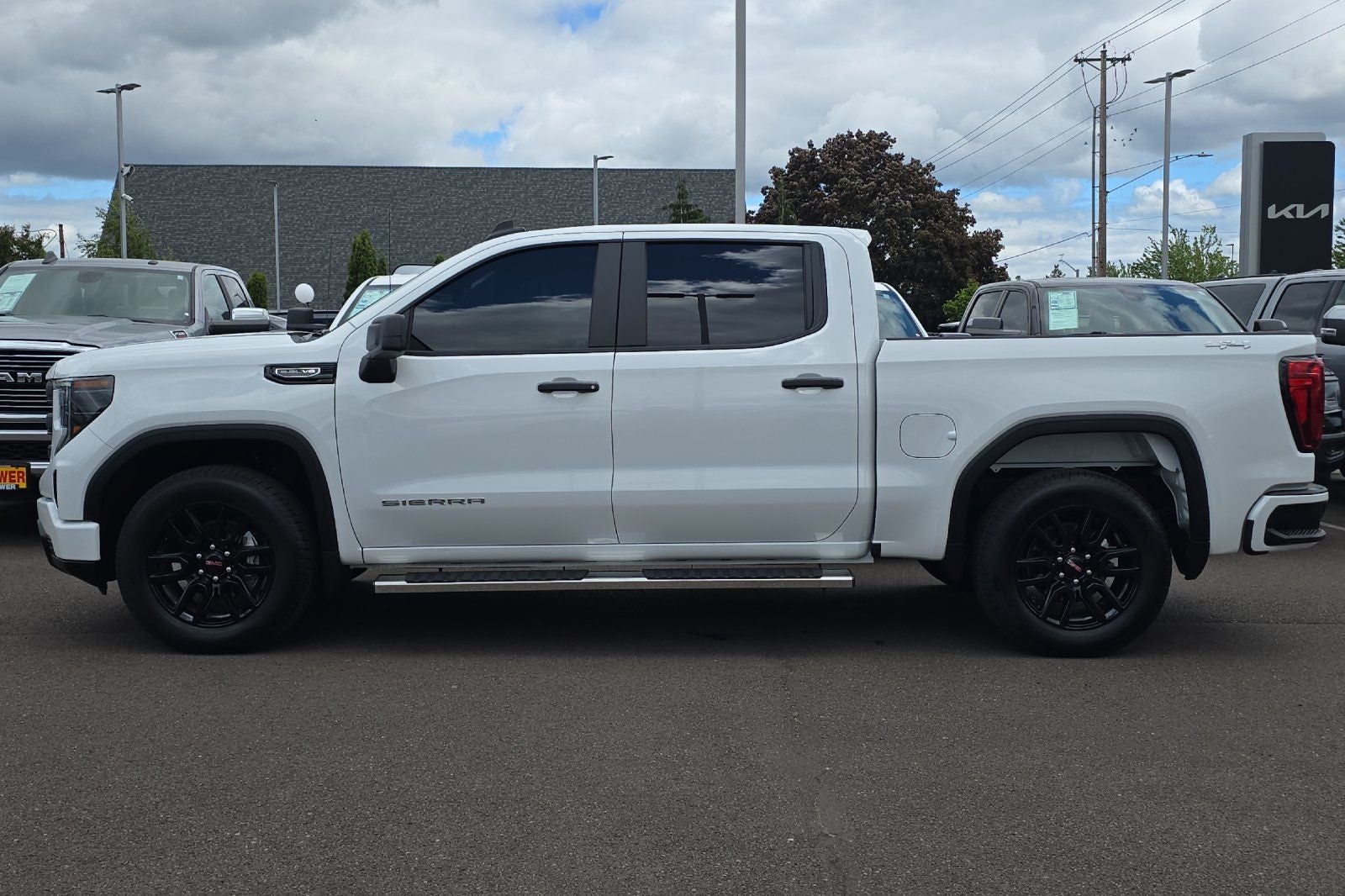 2025 GMC Sierra 1500 Pro