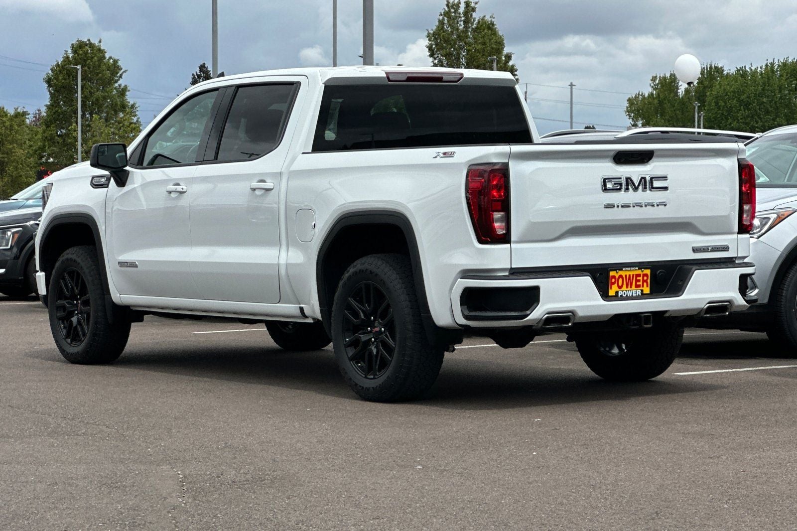 2023 GMC Sierra 1500 Elevation