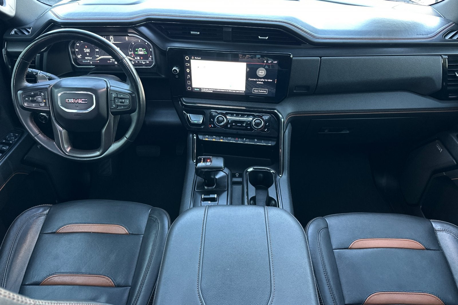 2023 GMC Sierra 1500 AT4