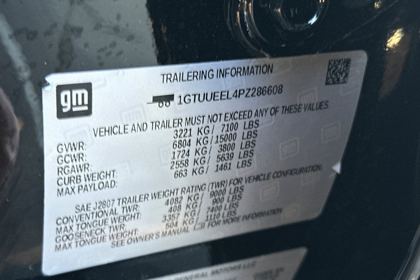2023 GMC Sierra 1500 AT4