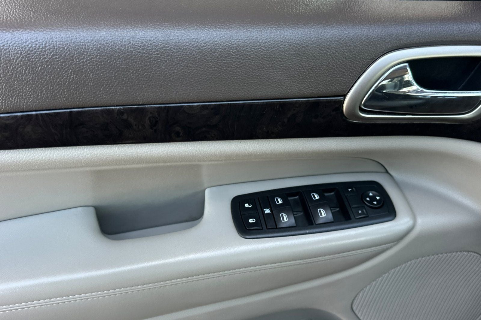 2011 Jeep Grand Cherokee Laredo
