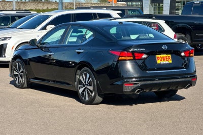 2021 Nissan Altima 2.5 SV