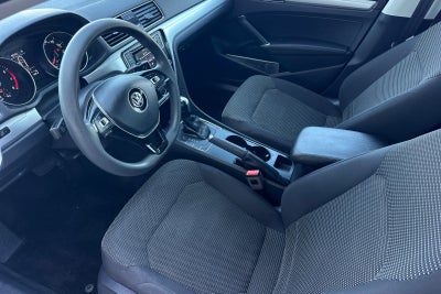 2018 Volkswagen Passat 2.0T S