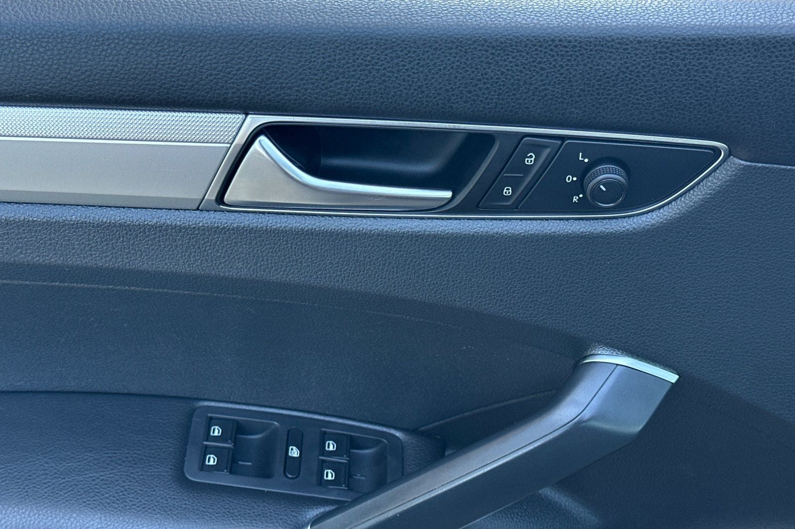 2018 Volkswagen Passat 2.0T S