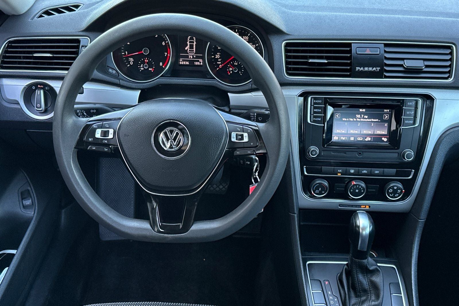 2018 Volkswagen Passat 2.0T S