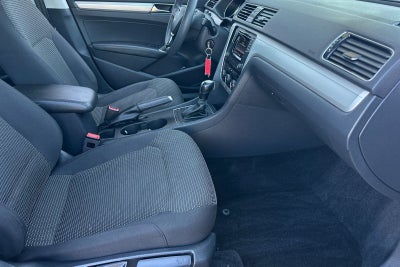 2018 Volkswagen Passat 2.0T S