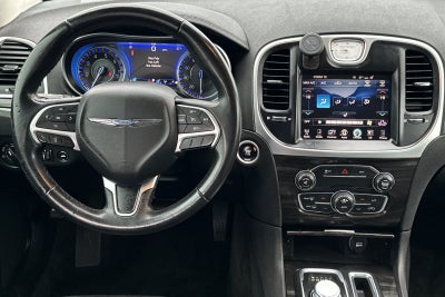 2015 Chrysler 300 Limited