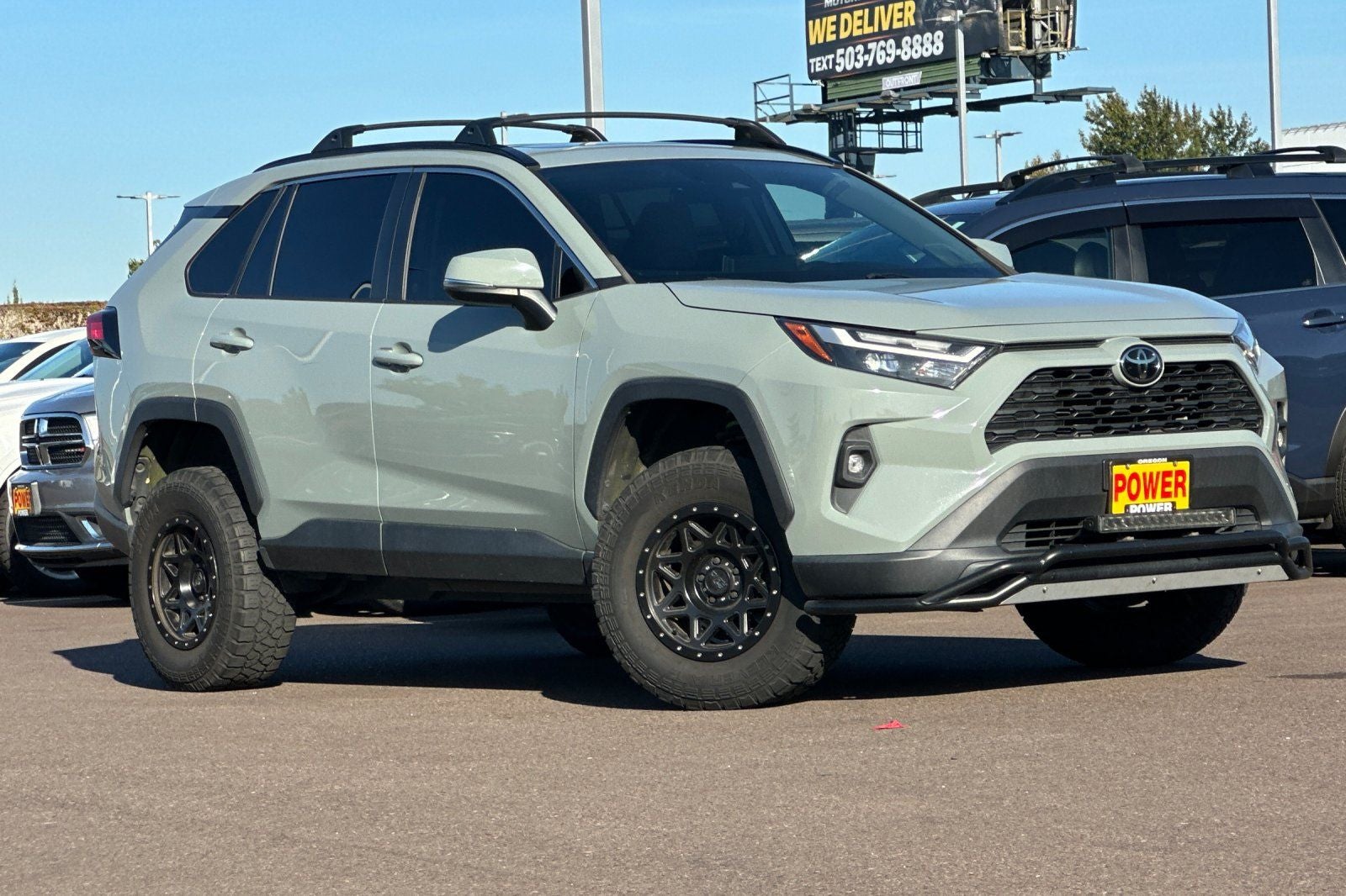 2022 Toyota RAV4 XLE Premium