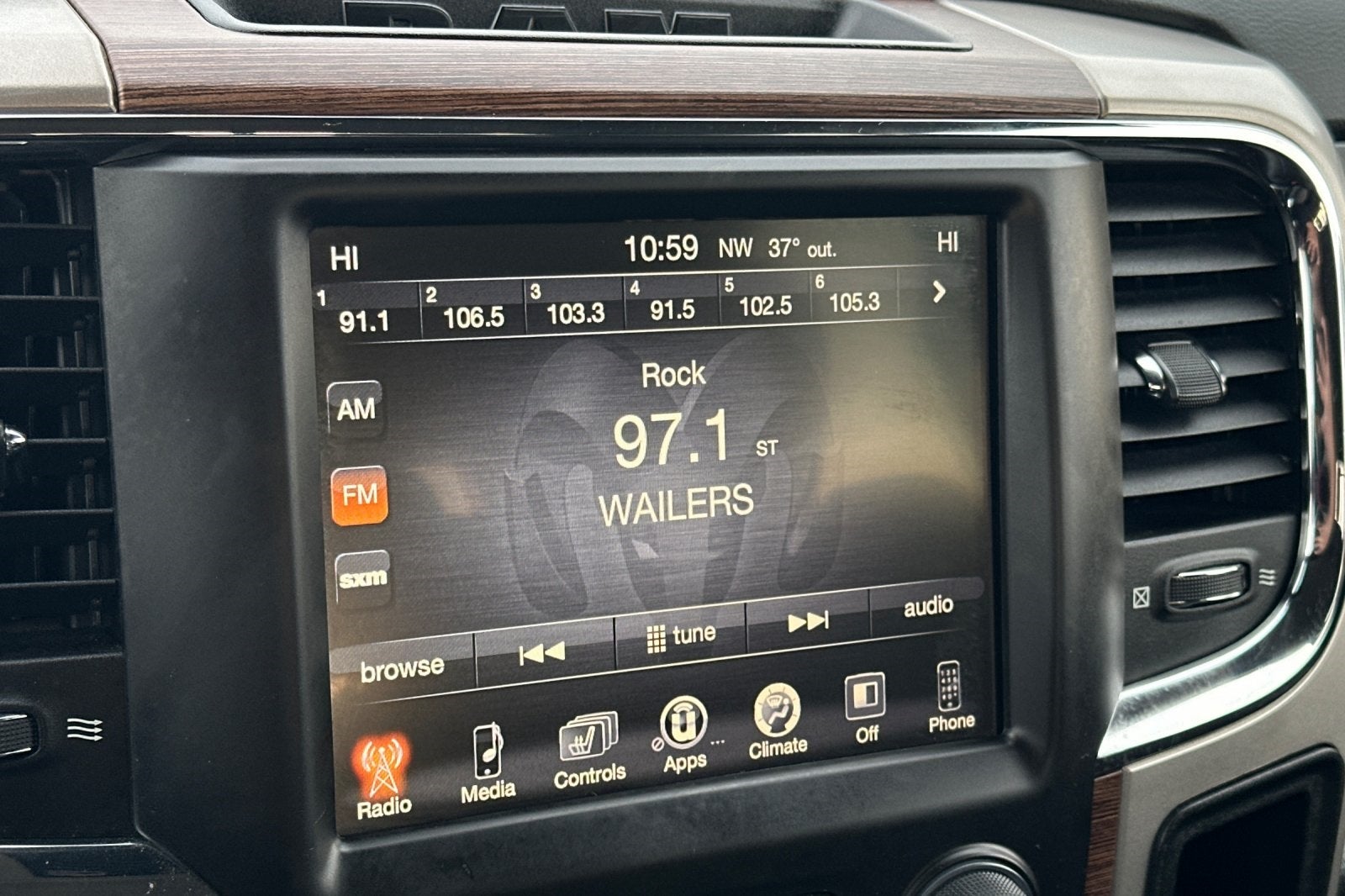 2017 RAM 2500 Laramie