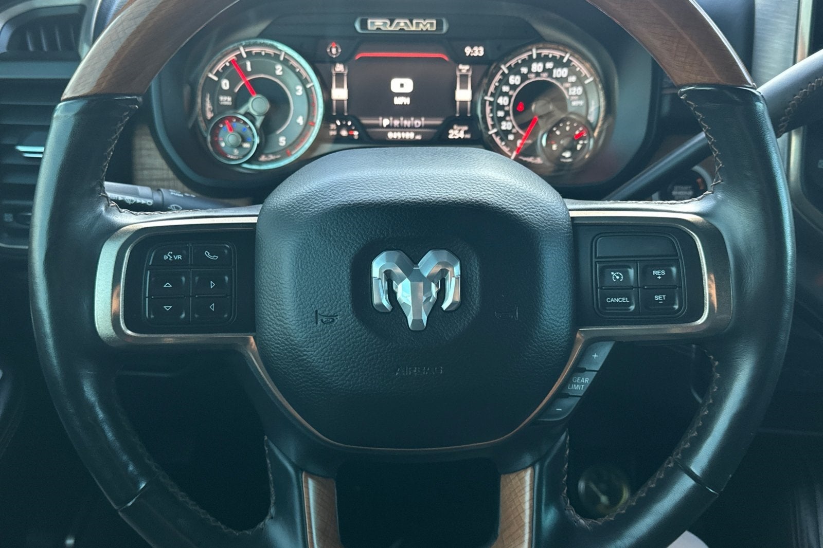 2020 RAM 2500 Laramie Longhorn