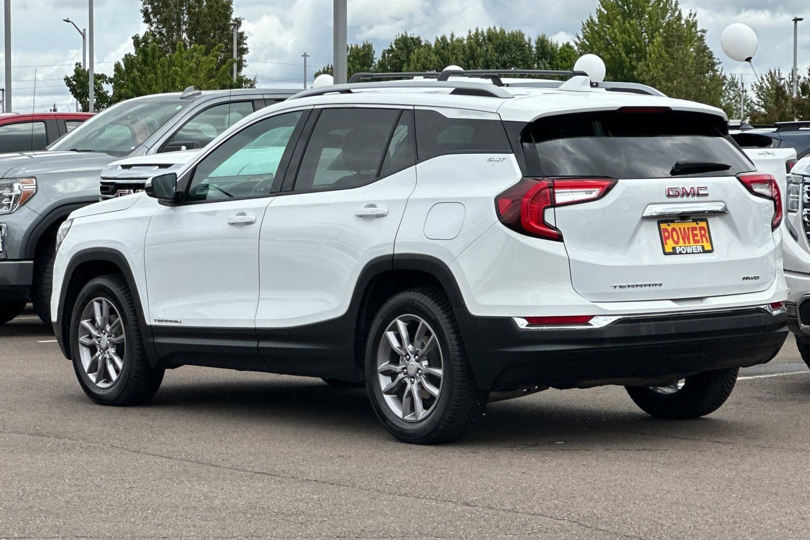 2023 GMC Terrain SLT